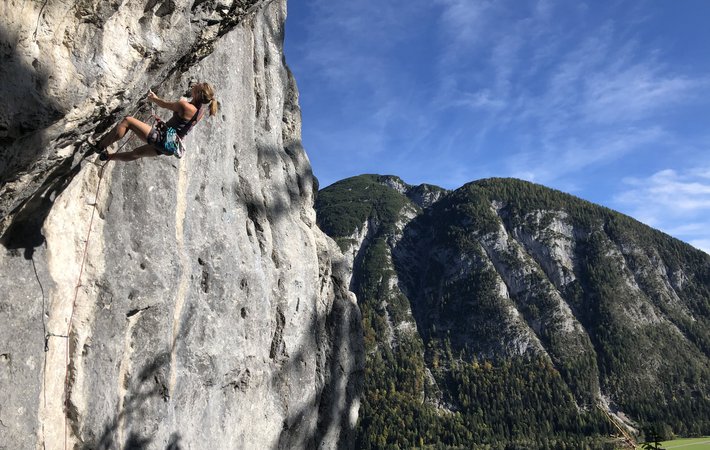 Climbing power at the Chinamauer: